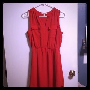Red sleeveless dress